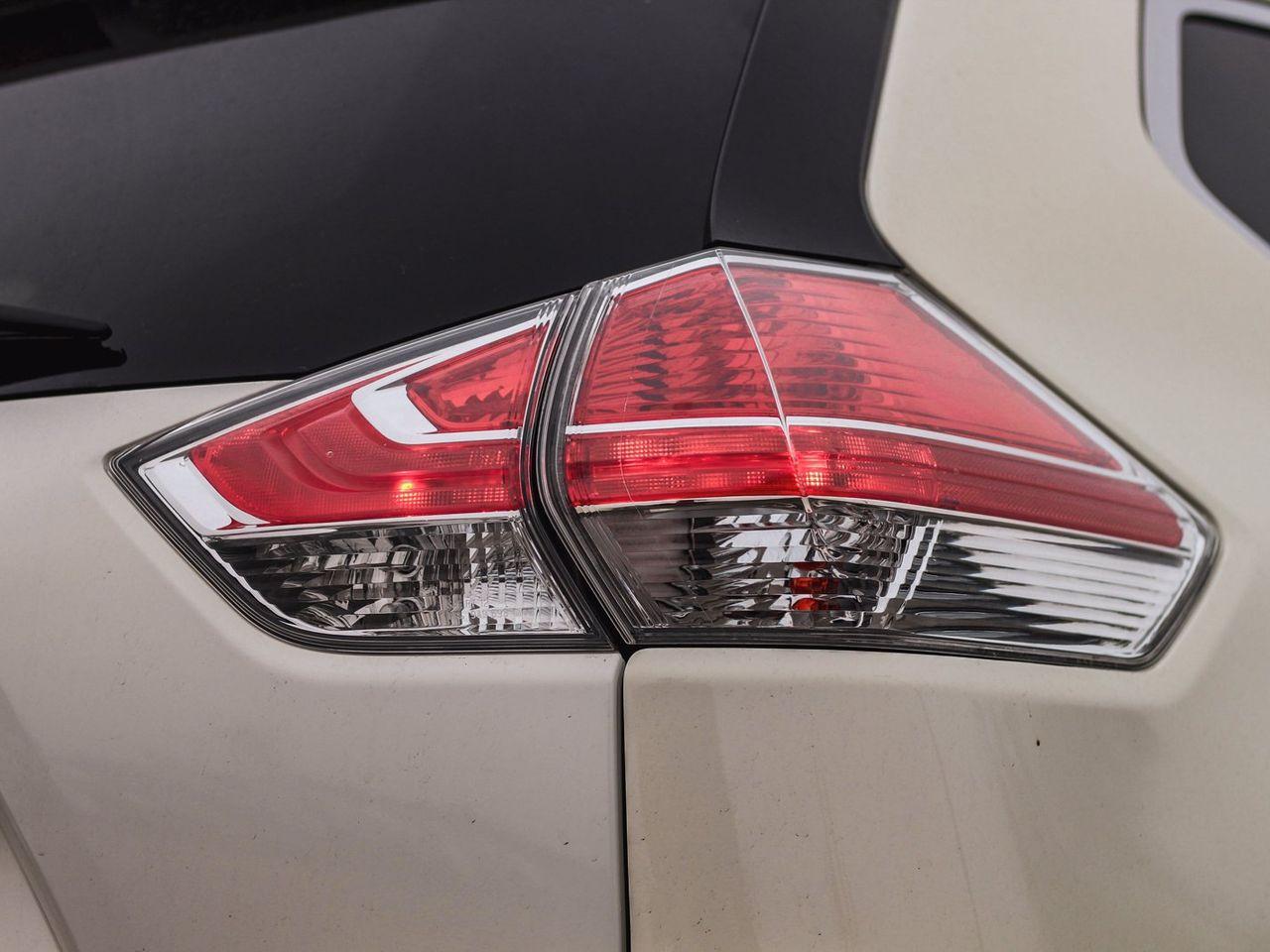2014 Nissan Rogue SV-3