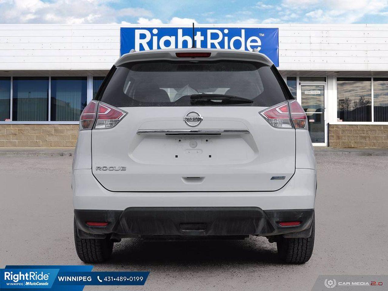 2014 Nissan Rogue SV-4