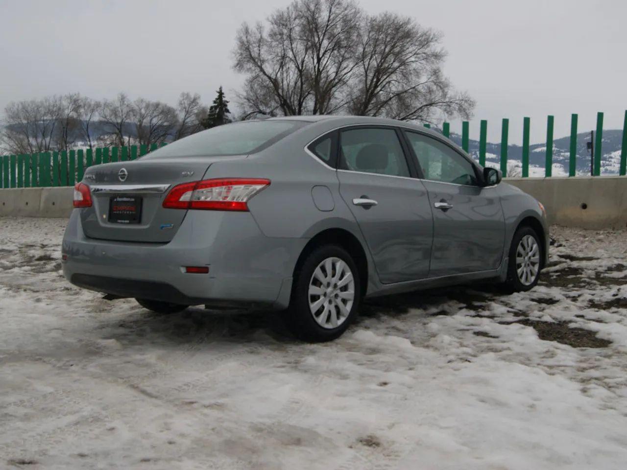 2014 Nissan Sentra S-4