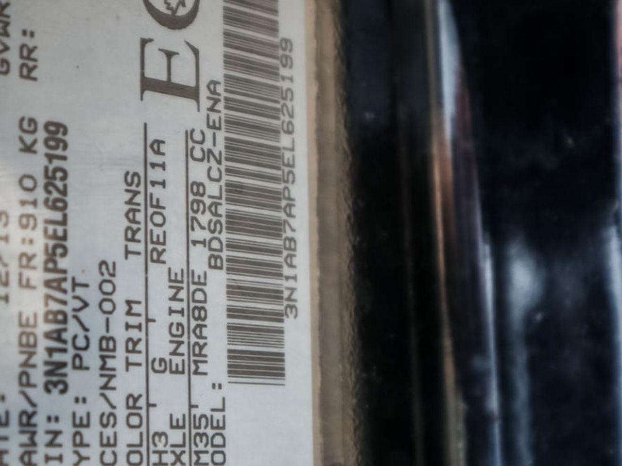 2014 Nissan Sentra S-4