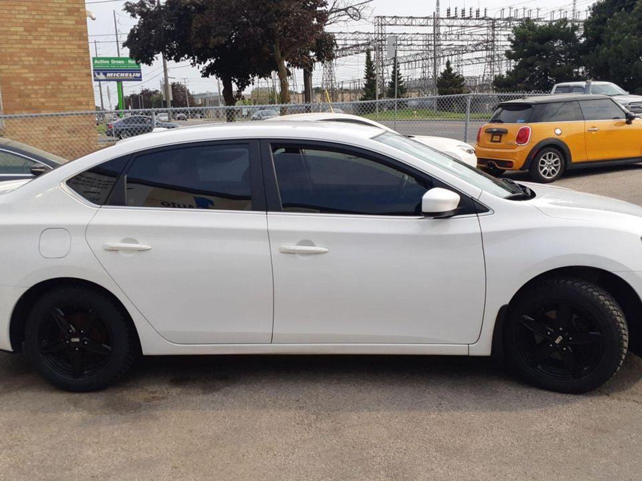 2014 Nissan Sentra S-4