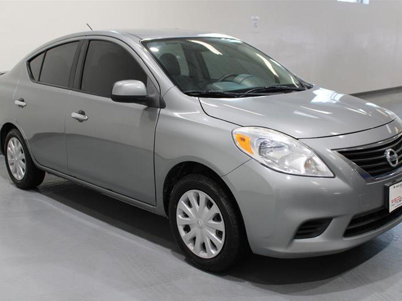 2014 Nissan Versa 1.6 SV-4