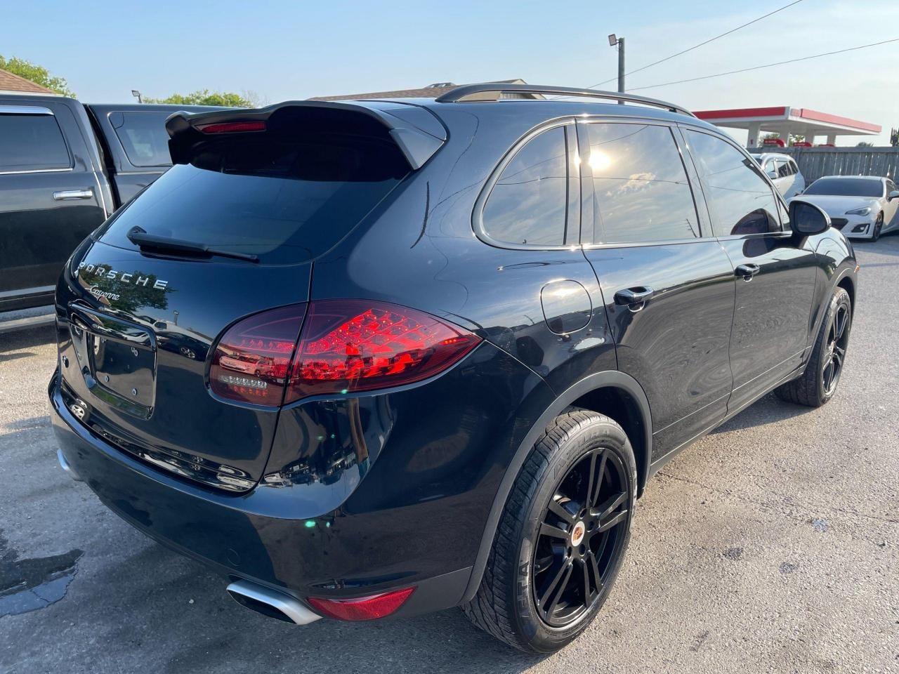 2014 Porsche Cayenne Base-4