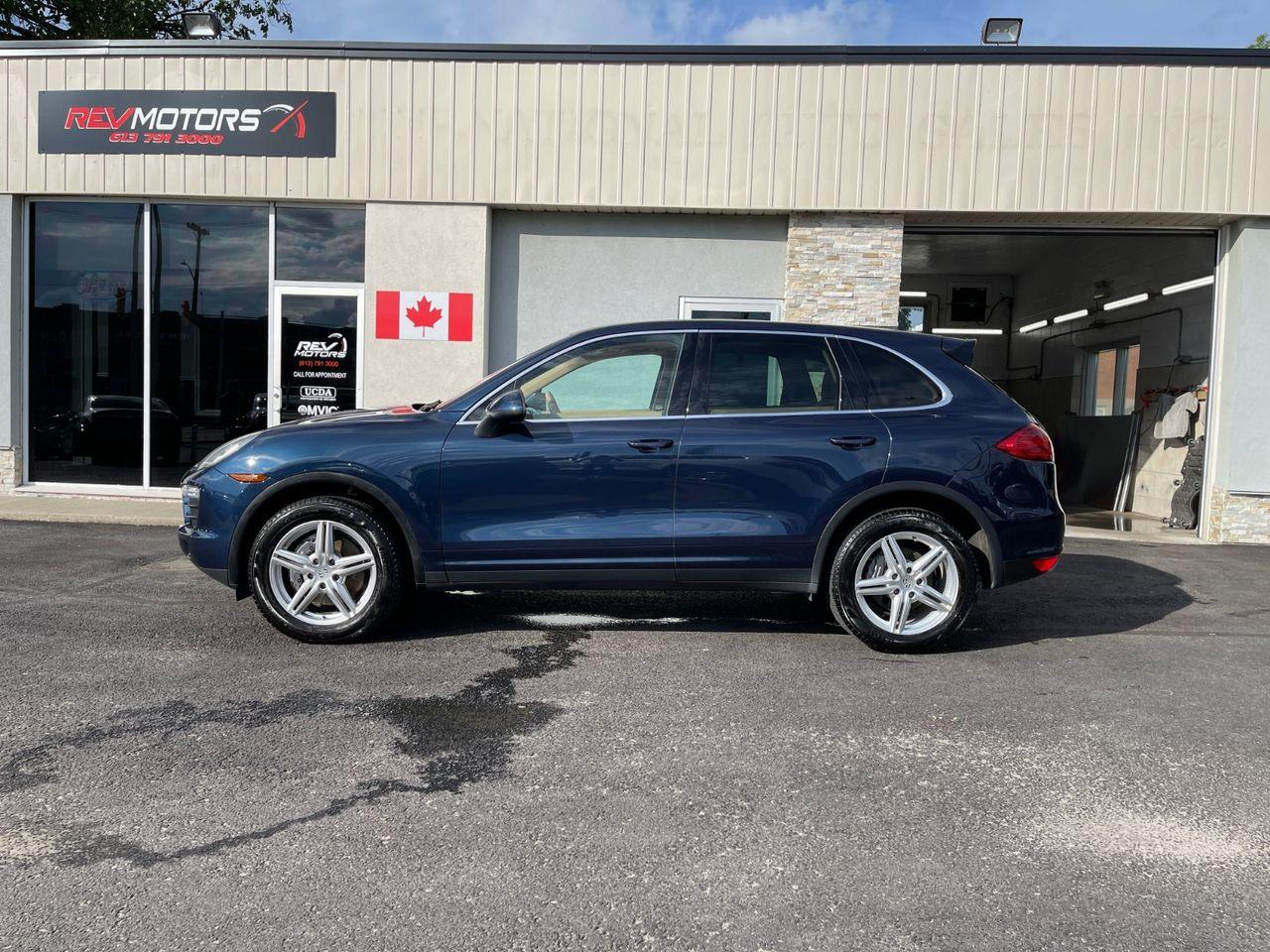 2014 Porsche Cayenne Base-2