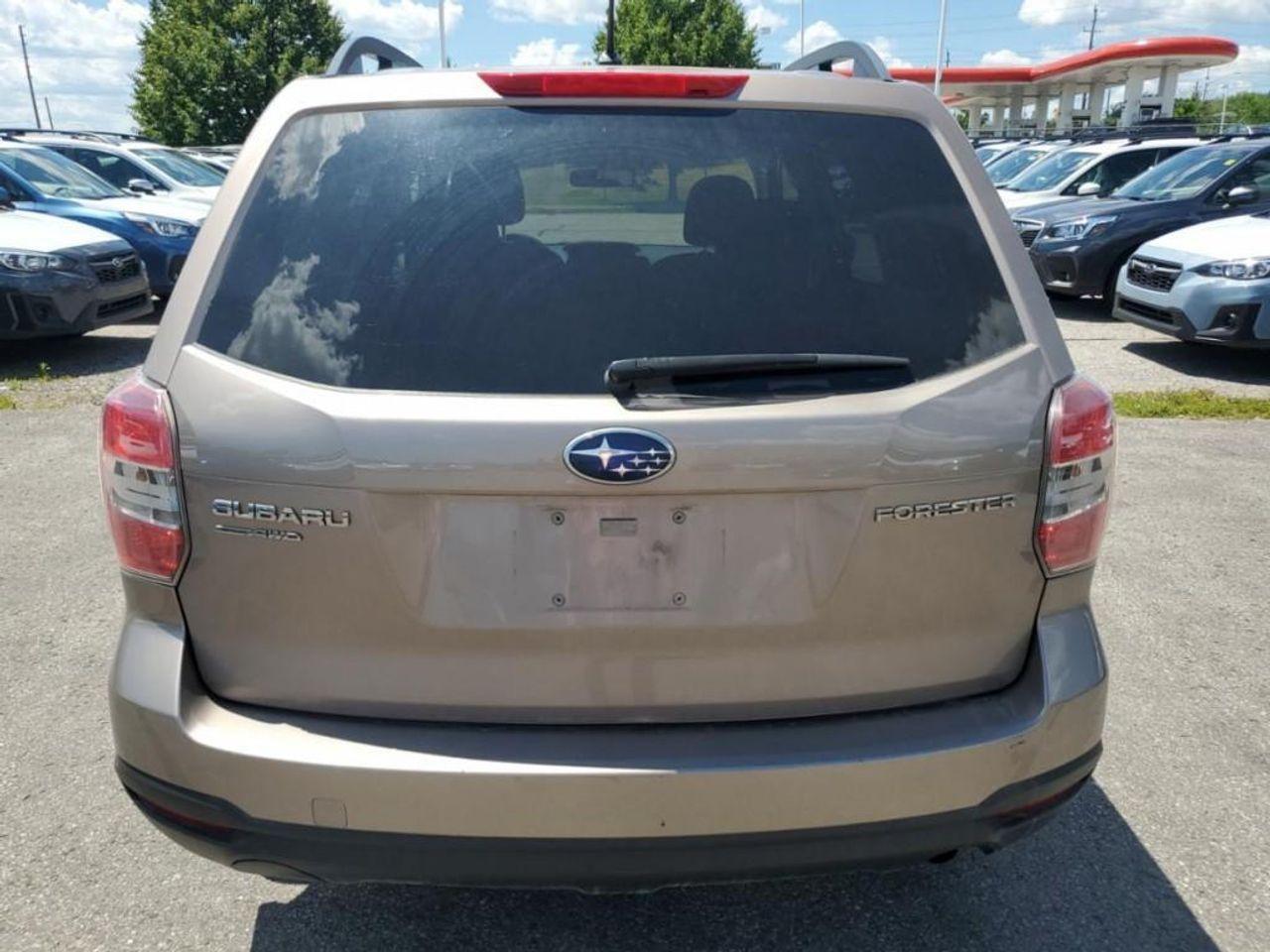 2014 Subaru Forester 2.5i-4