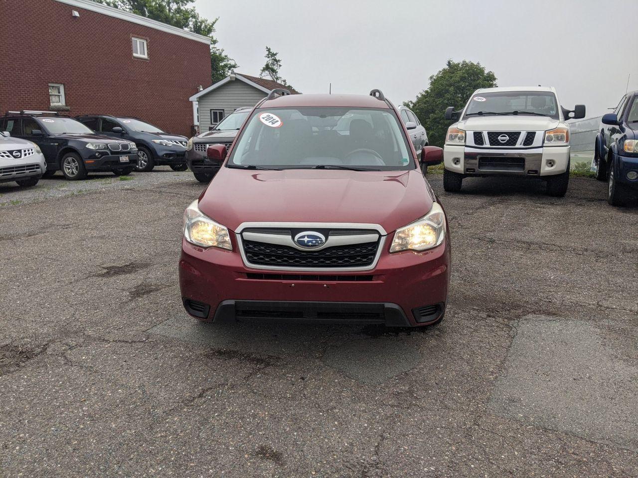 2014 Subaru Forester 2.5i-2