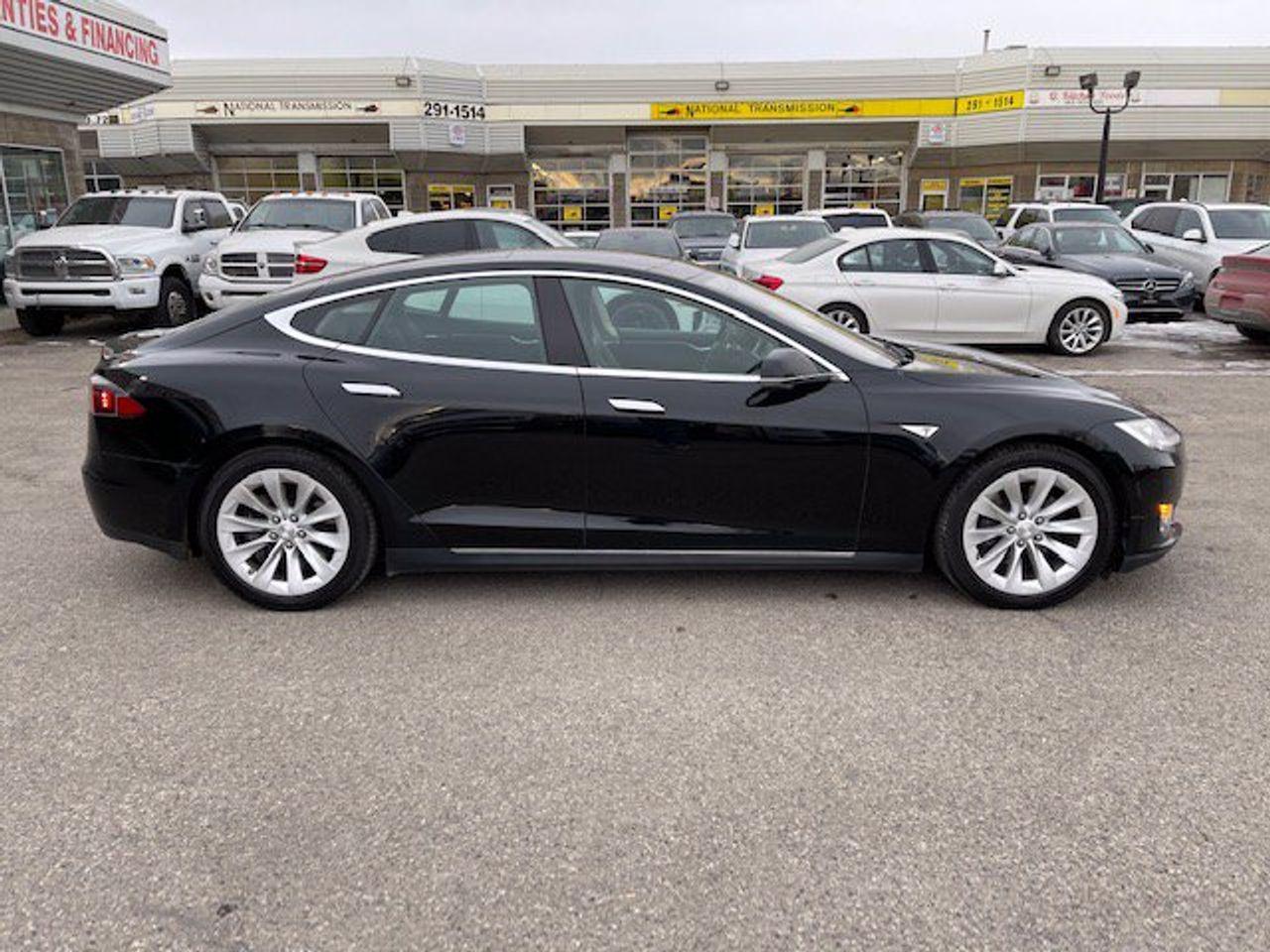 2014 Tesla Model S 85-3