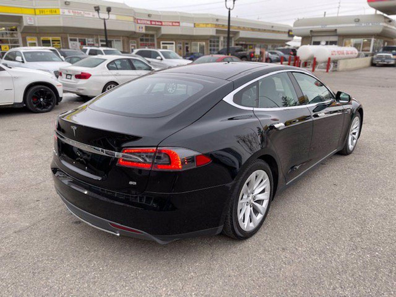 2014 Tesla Model S 85-4