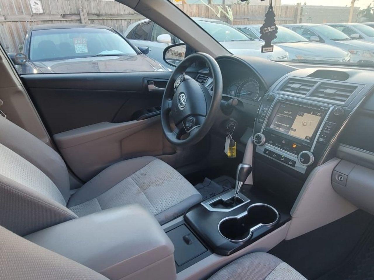 2014 Toyota Camry LE-2