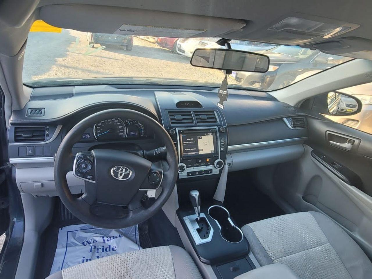 2014 Toyota Camry LE-4
