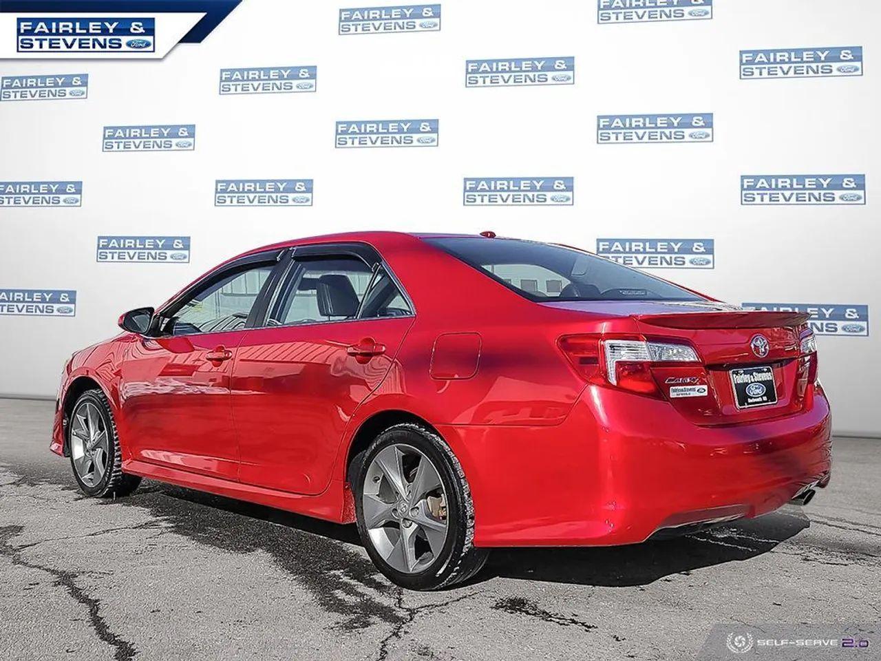 2014 Toyota Camry SE-2
