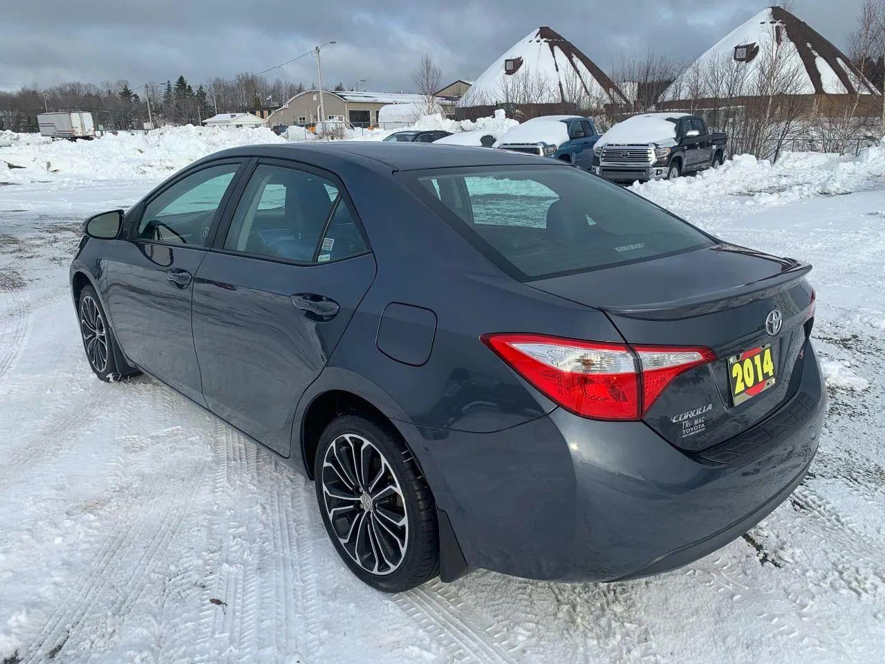2014 Toyota Corolla Sport-1