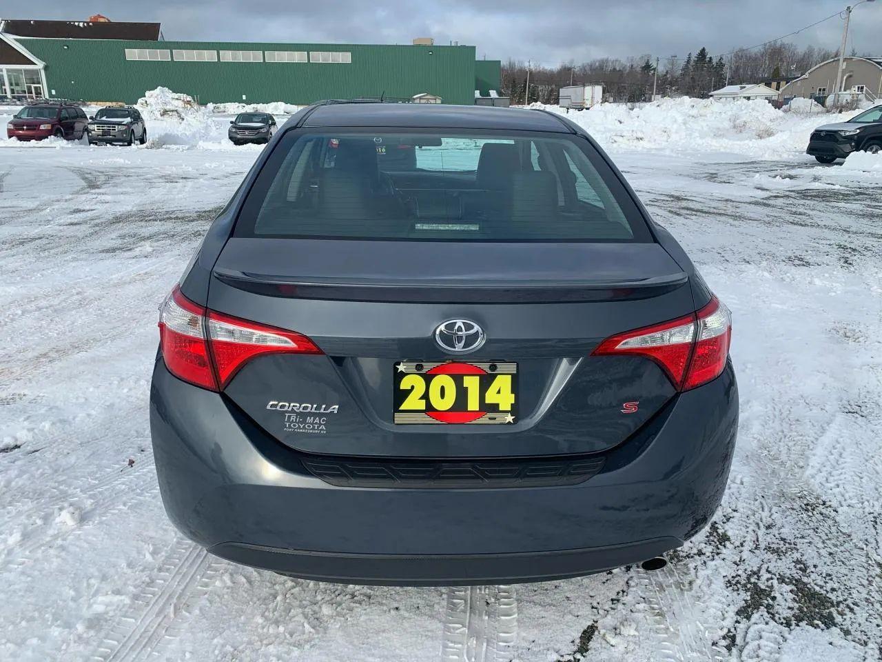 2014 Toyota Corolla Sport-4