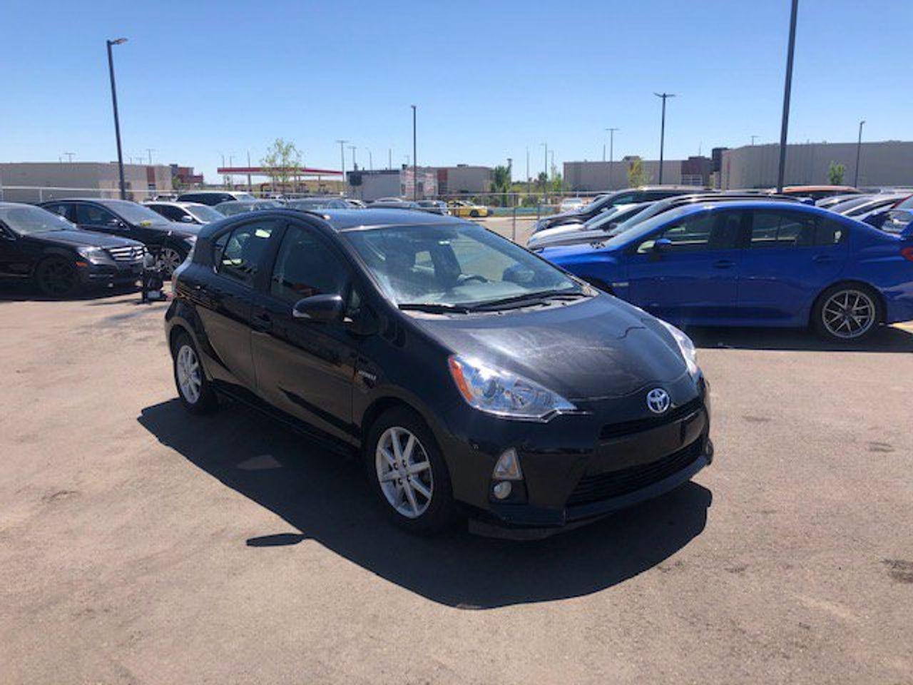2014 Toyota Prius C Two-2