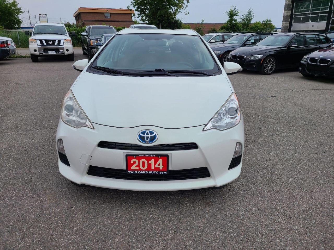 2014 Toyota Prius C Two-1