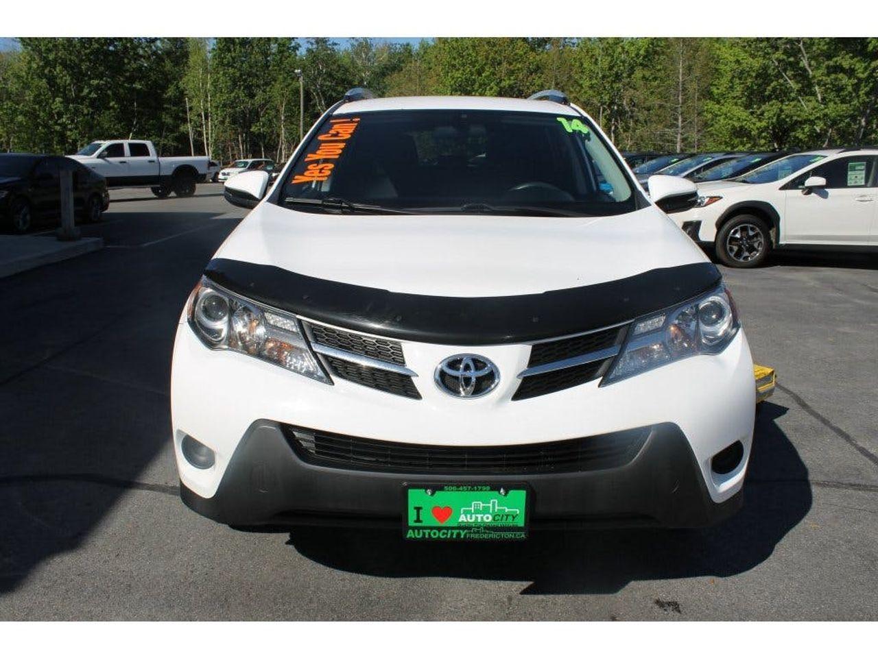 2014 Toyota RAV4 LE-3