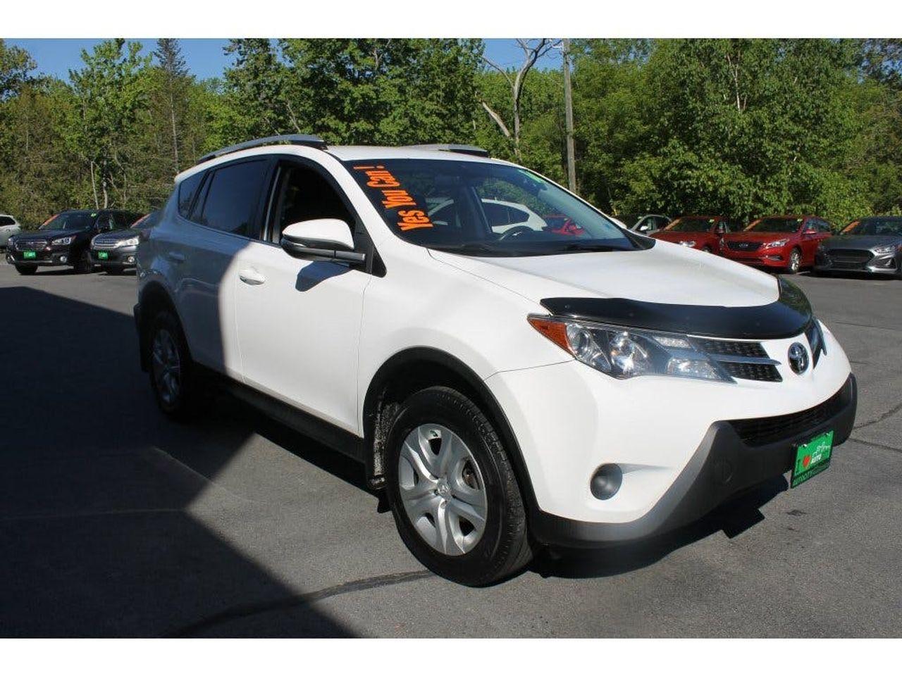 2014 Toyota RAV4 LE-4