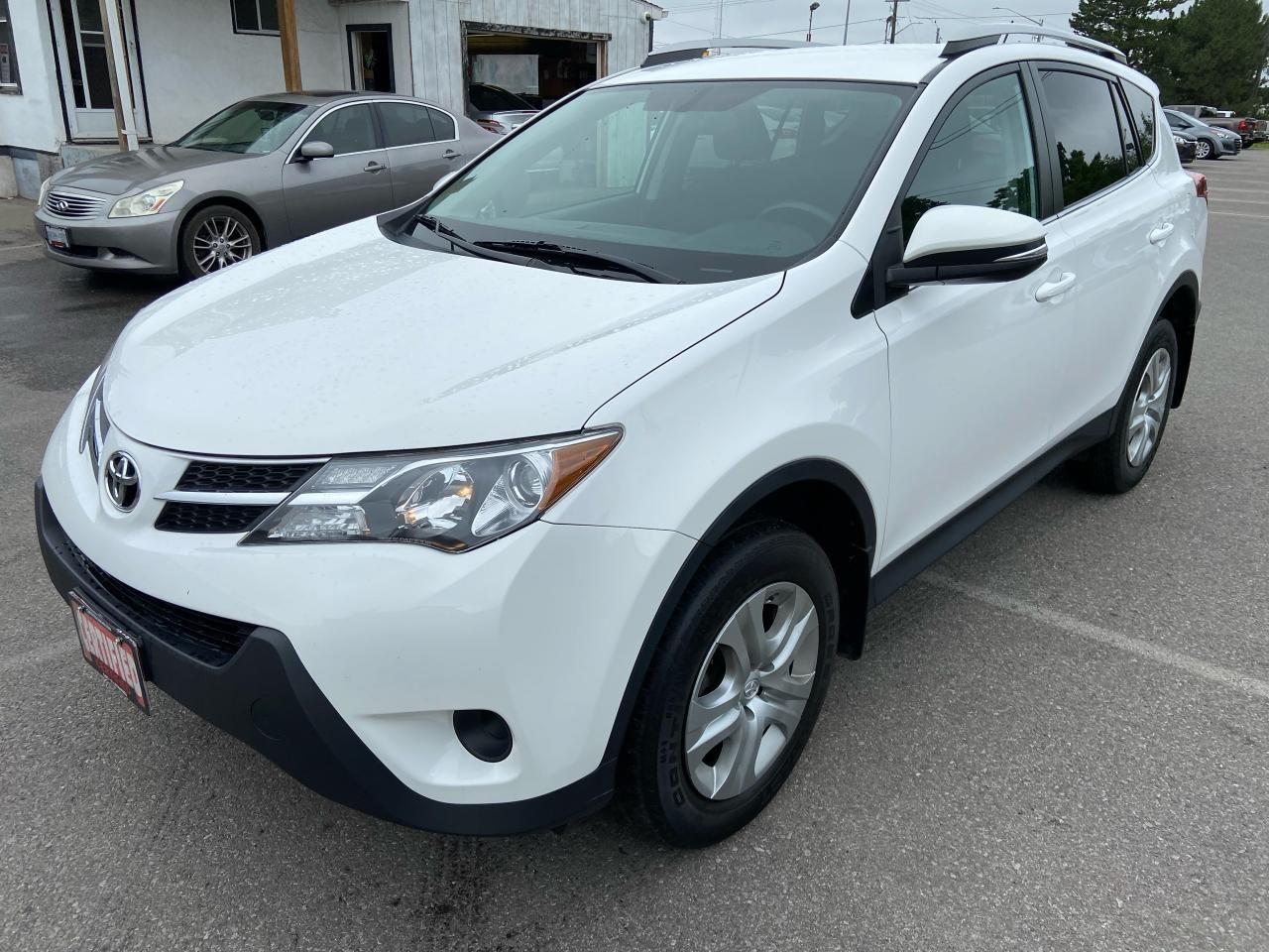 2014 Toyota RAV4 LE-2