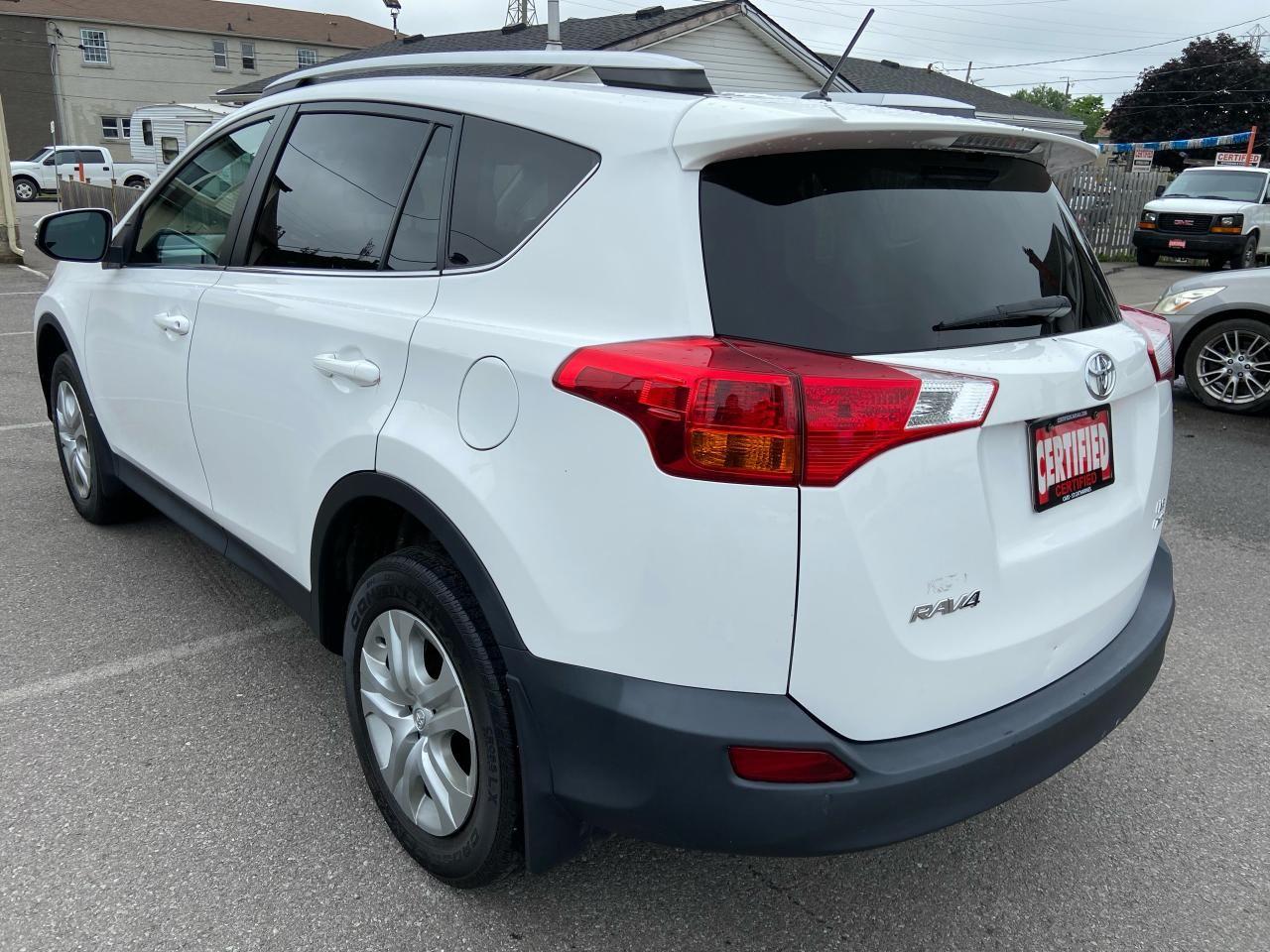2014 Toyota RAV4 LE-4