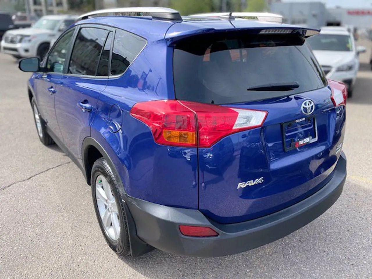 2014 Toyota RAV4 XLE-3