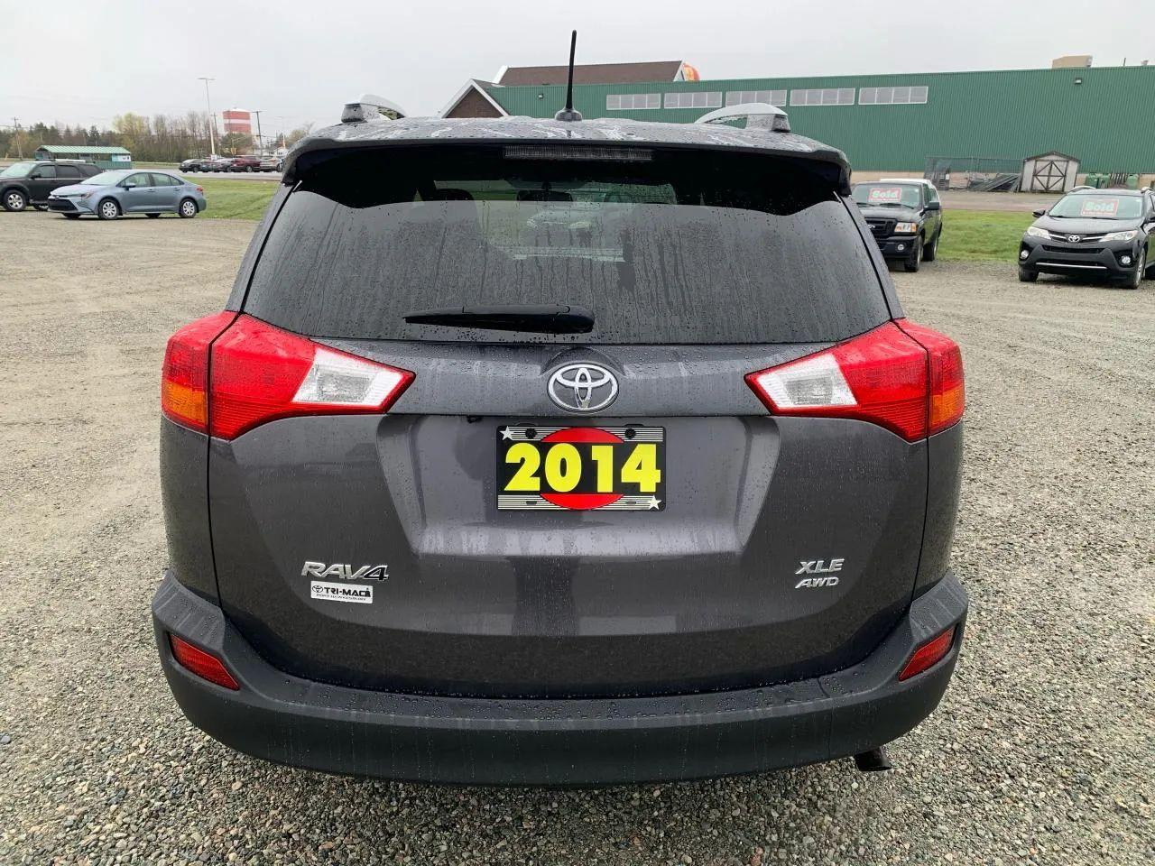 2014 Toyota RAV4 XLE-3