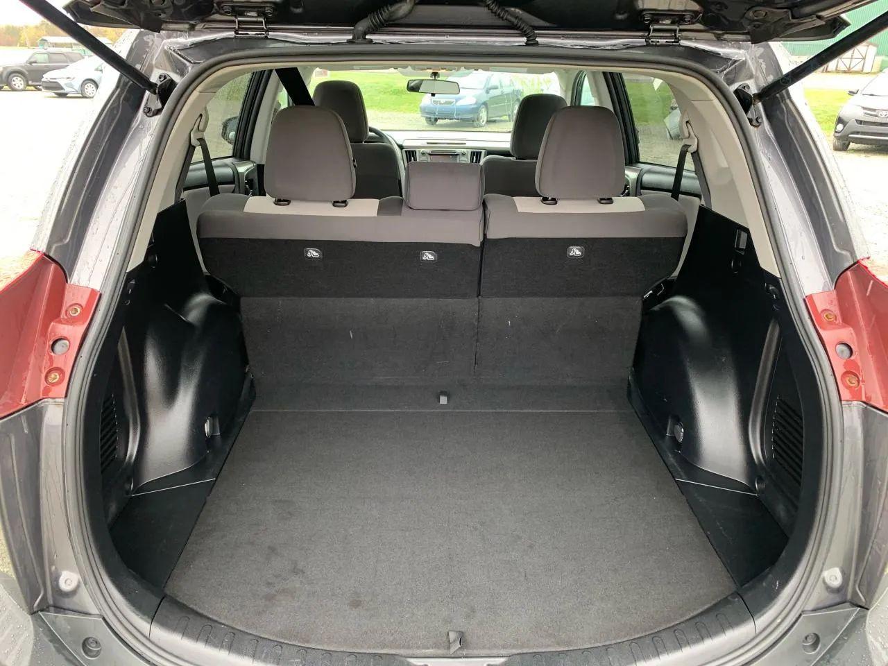 2014 Toyota RAV4 XLE-4