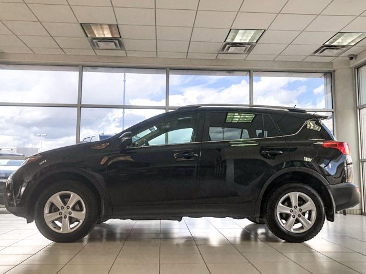 2014 Toyota RAV4 XLE-4