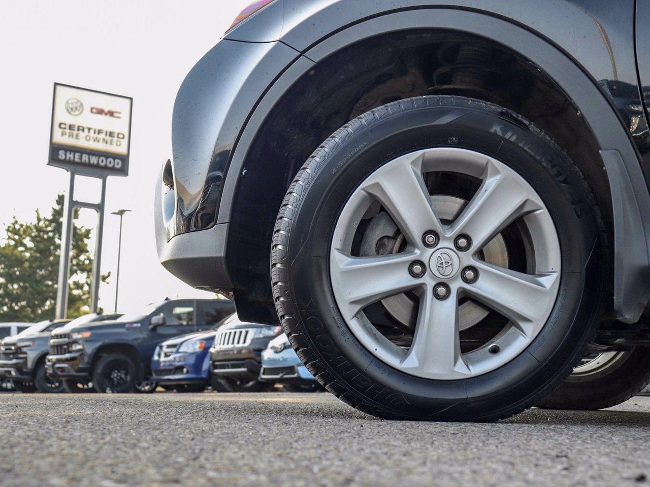 2014 Toyota RAV4 XLE-3