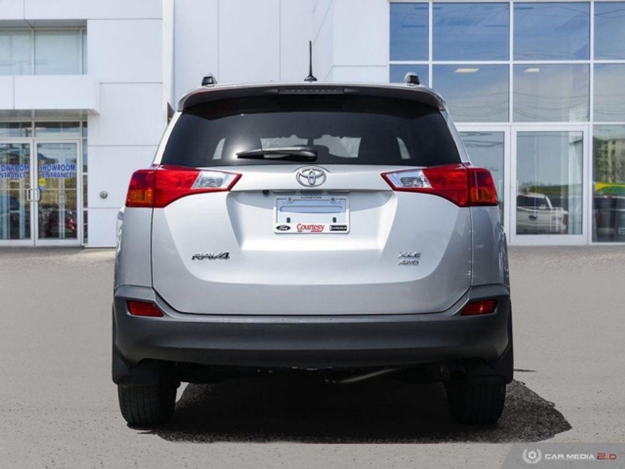 2014 Toyota RAV4 XLE-4