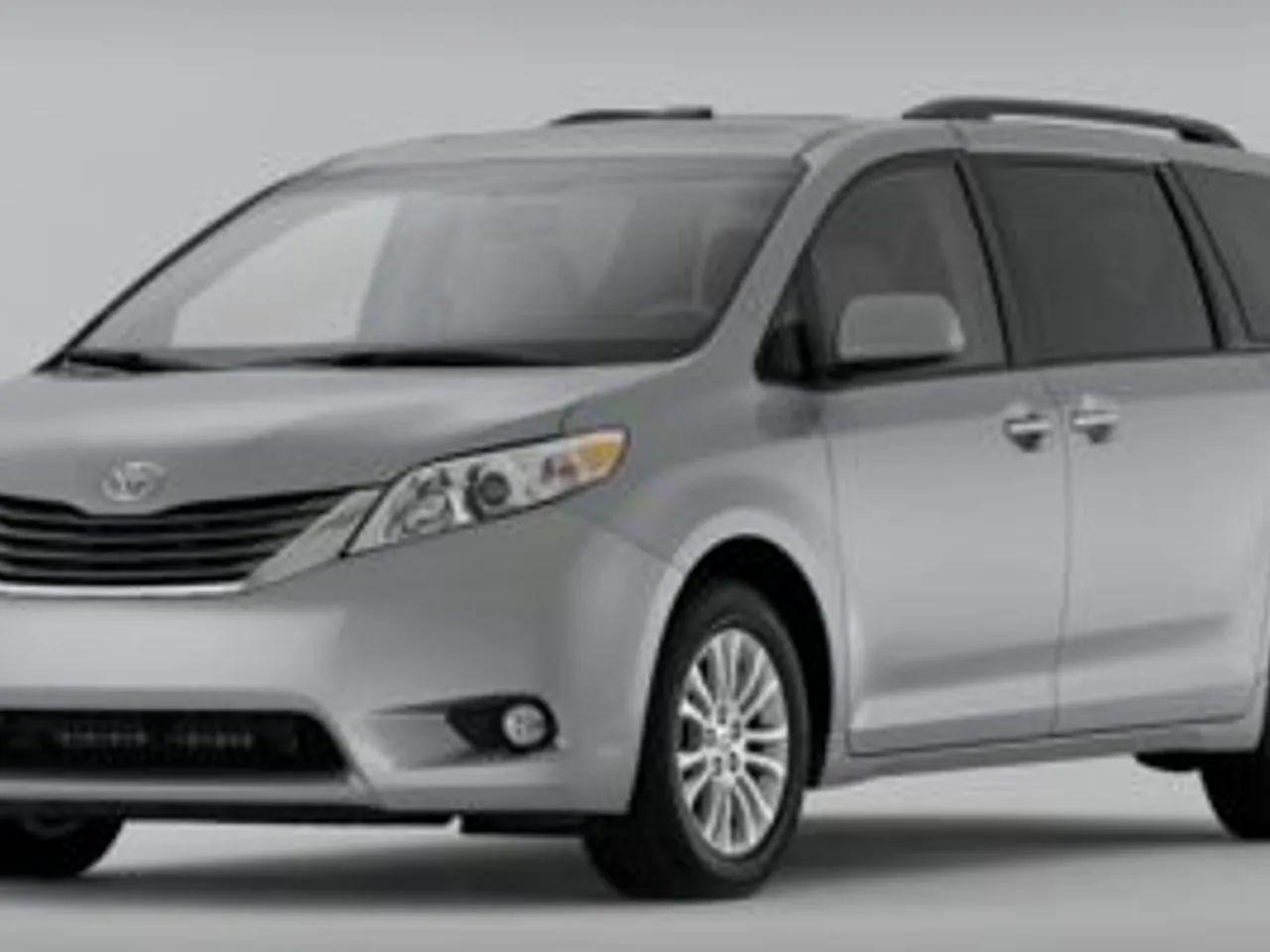 2014 Toyota Sienna LE-0