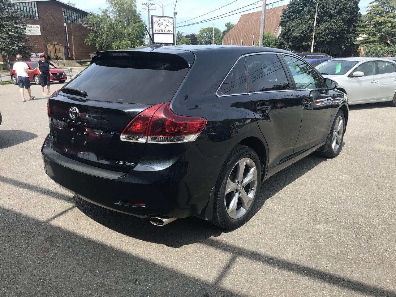 2014 Toyota Venza XLE-3