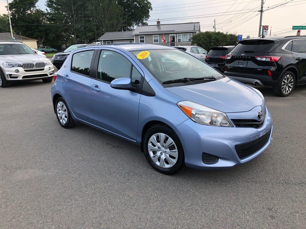 2014 Toyota Yaris LE-0