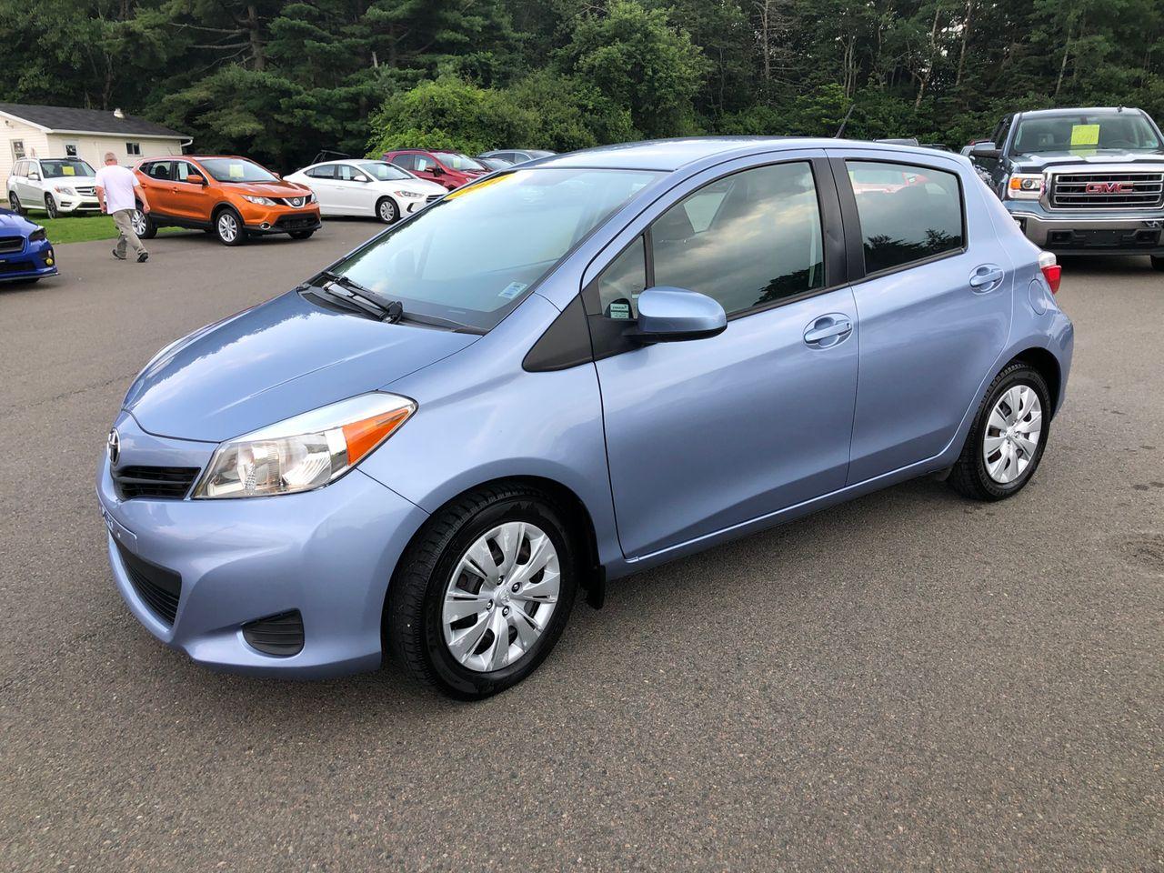 2014 Toyota Yaris LE-2