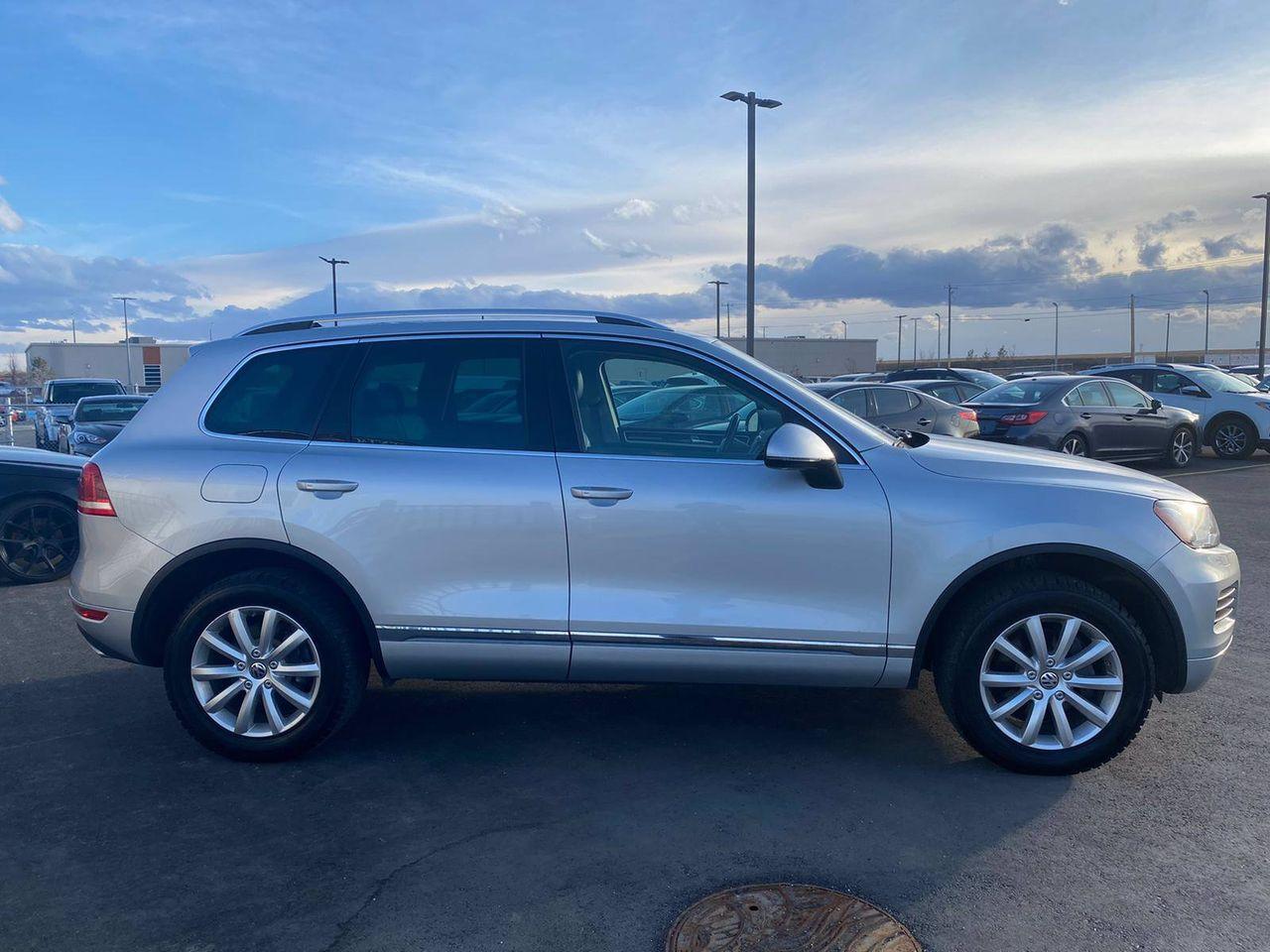 2014 Volkswagen Touareg -3