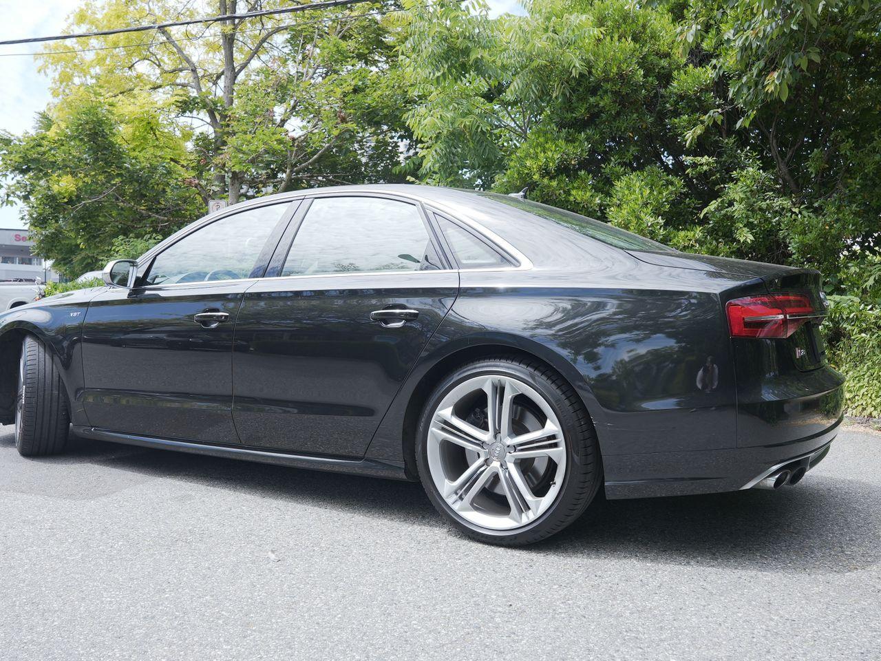 2015 Audi S8 Tiptronic-2