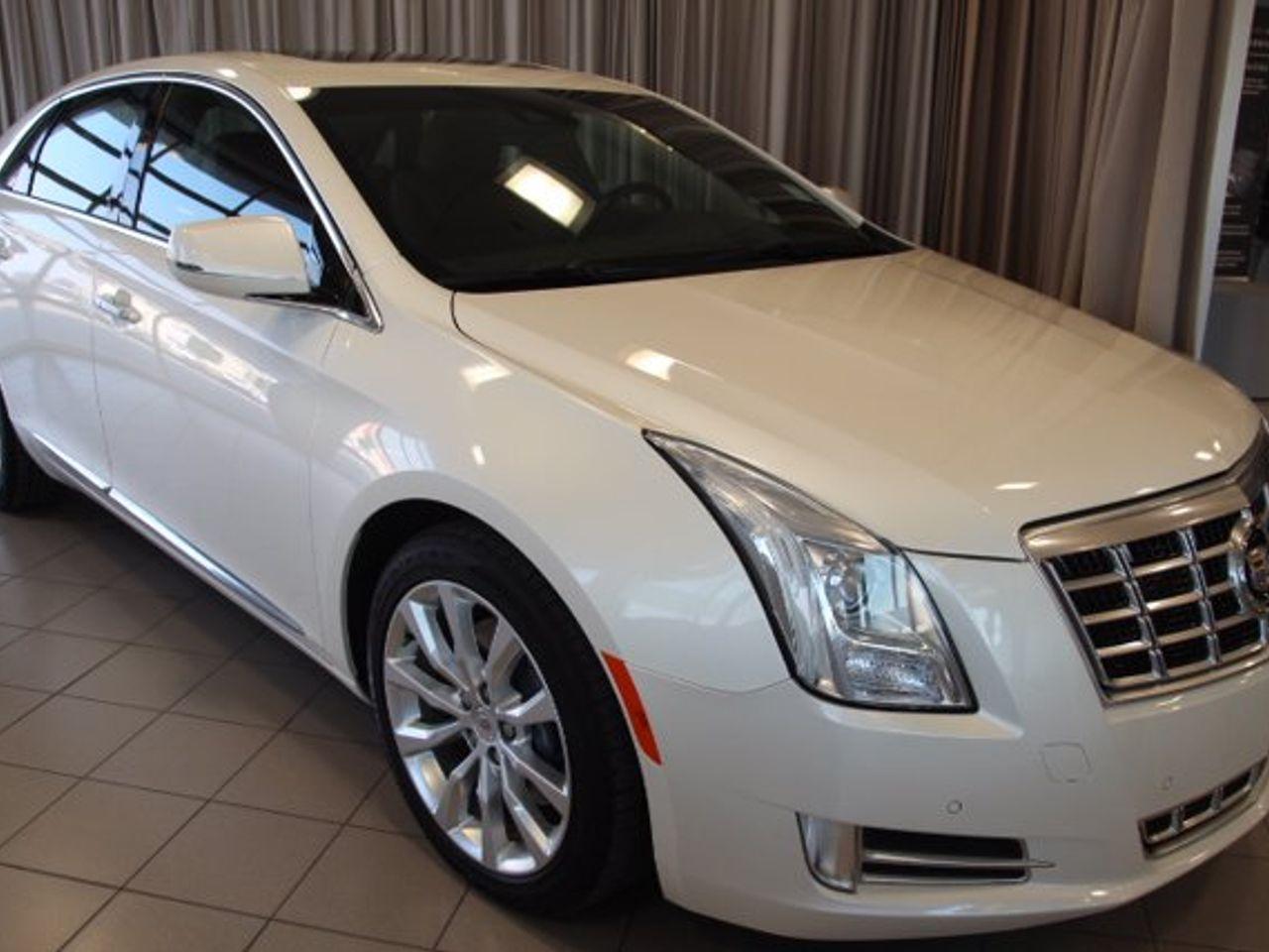 2015 Cadillac XTS Luxury-3