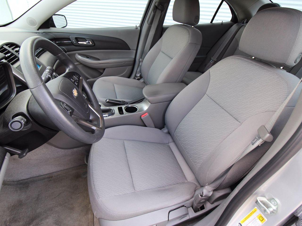 2015 Chevrolet Malibu LS-2