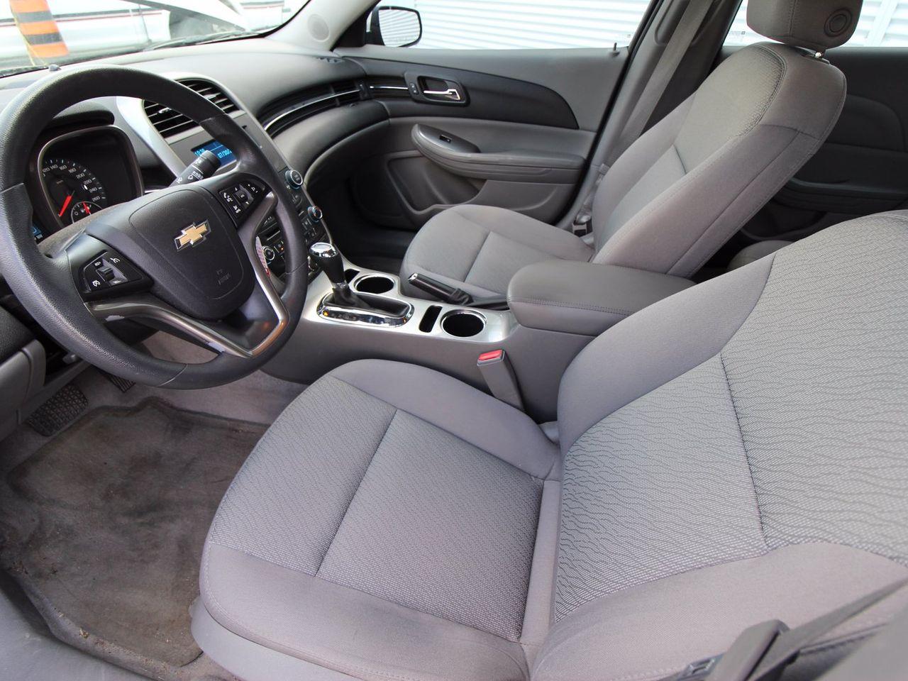 2015 Chevrolet Malibu LS-3