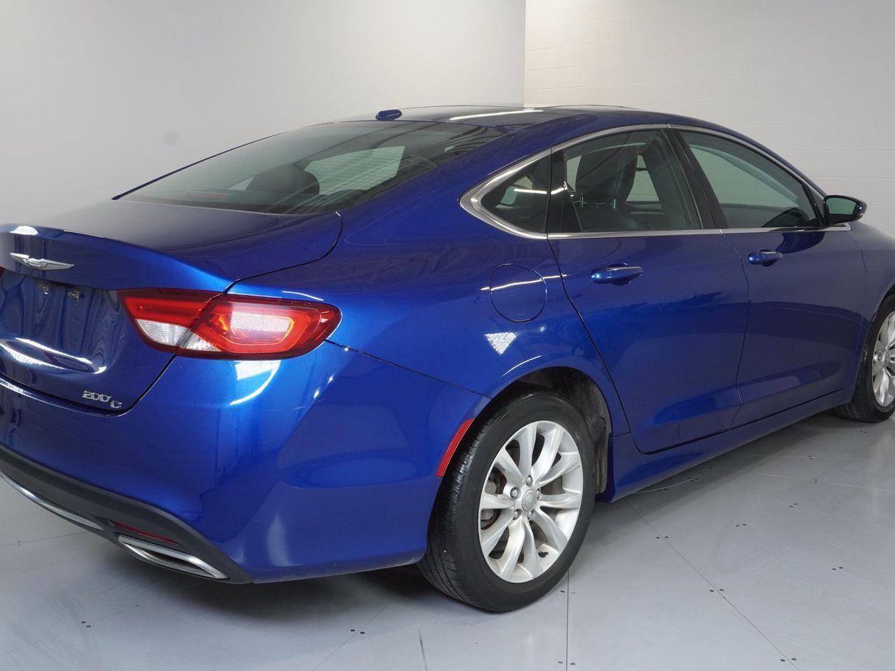 2015 Chrysler 200 C-4