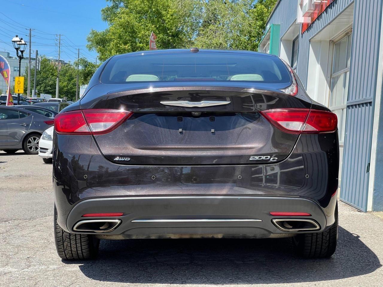 2015 Chrysler 200 C-4