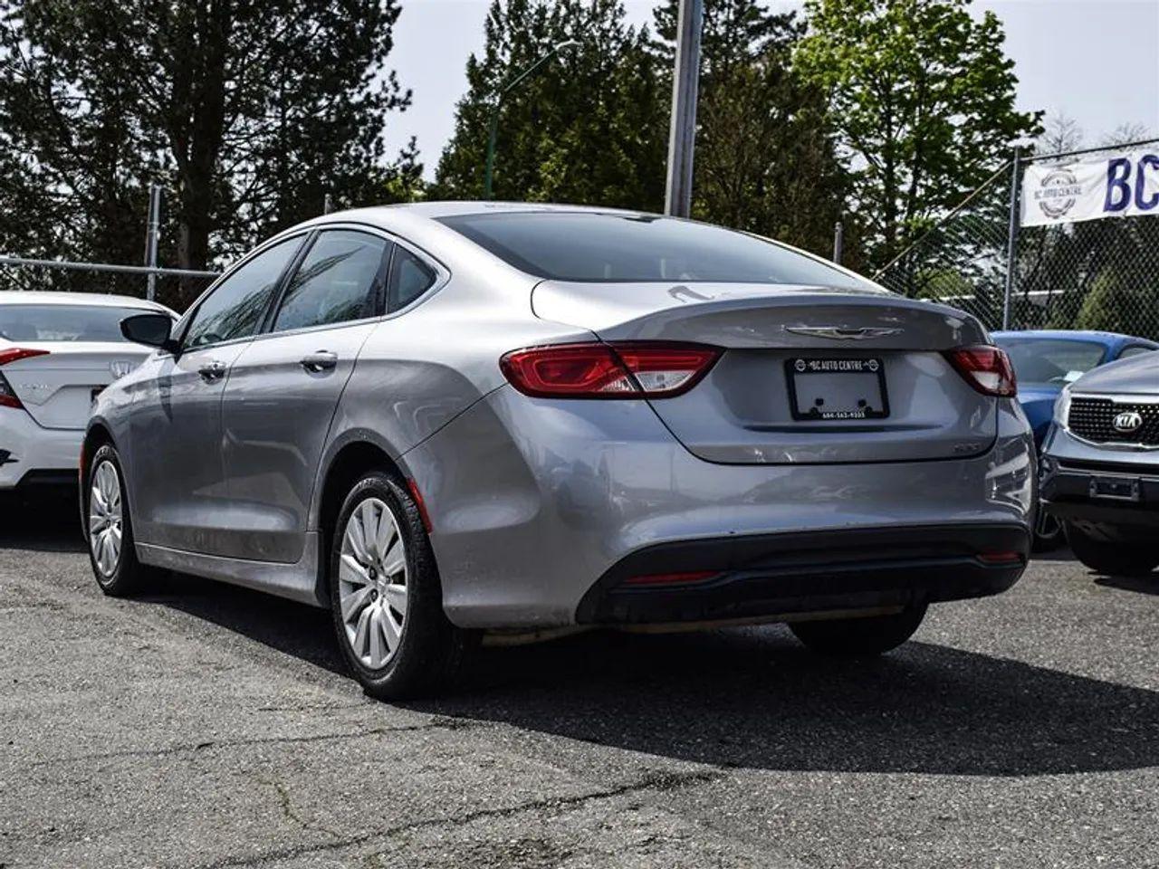 2015 Chrysler 200 LX-3
