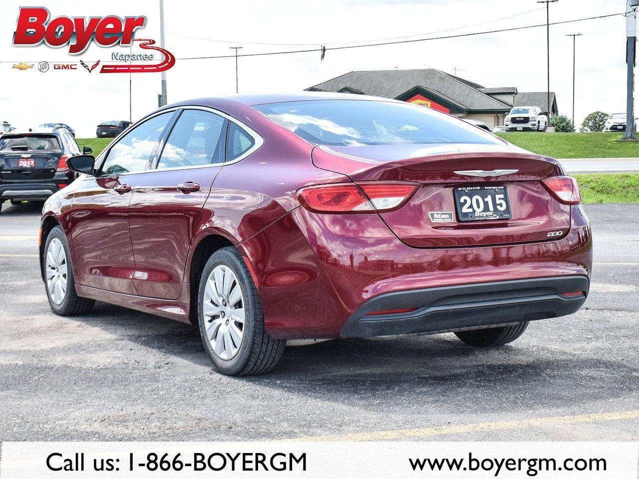 2015 Chrysler 200 LX-4