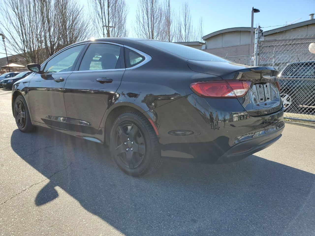 2015 Chrysler 200 LX-3