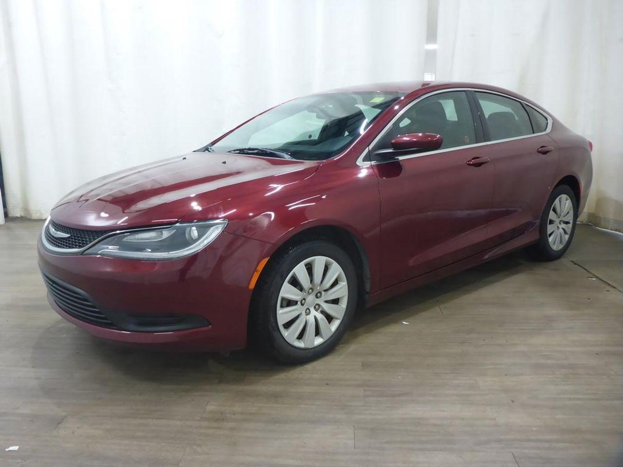 2015 Chrysler 200 LX-4