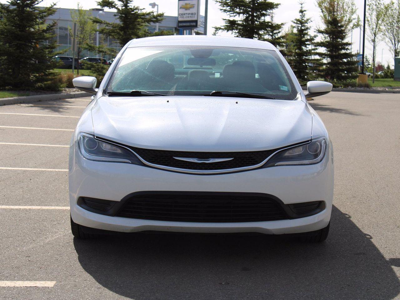 2015 Chrysler 200 LX-2