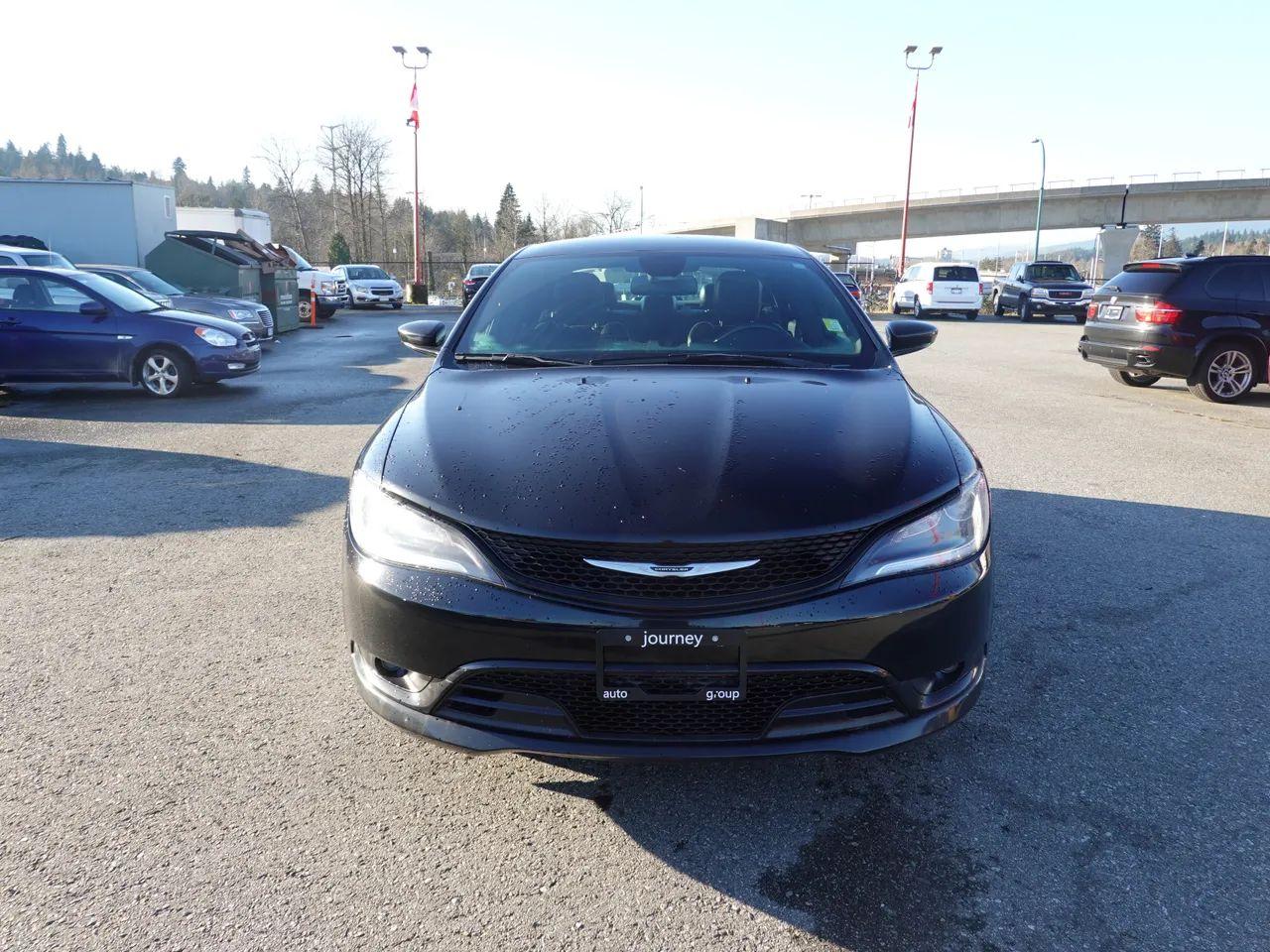 2015 Chrysler 200 S-1