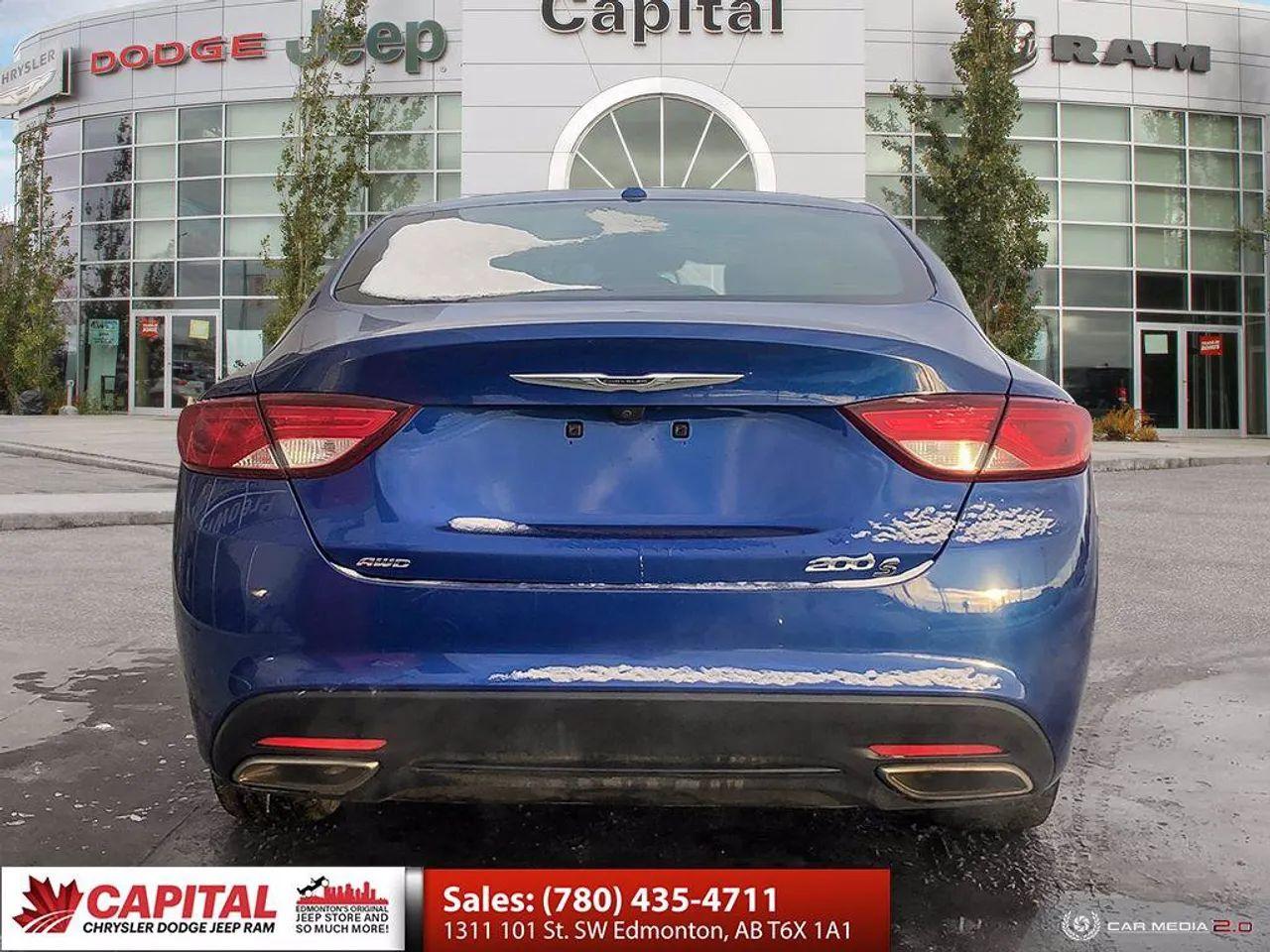2015 Chrysler 200 S-4