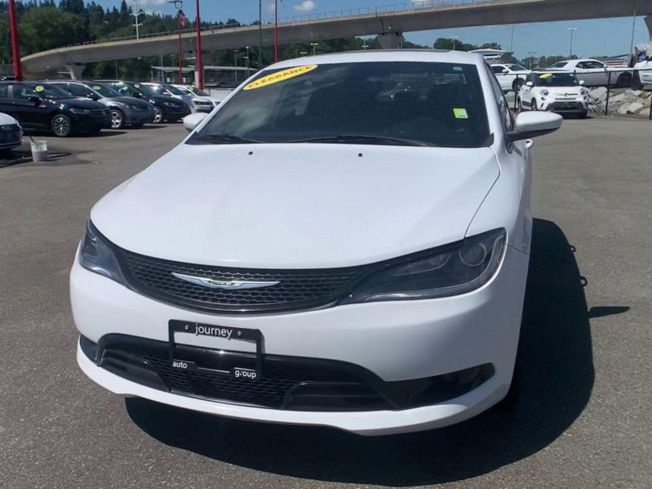2015 Chrysler 200 S-2