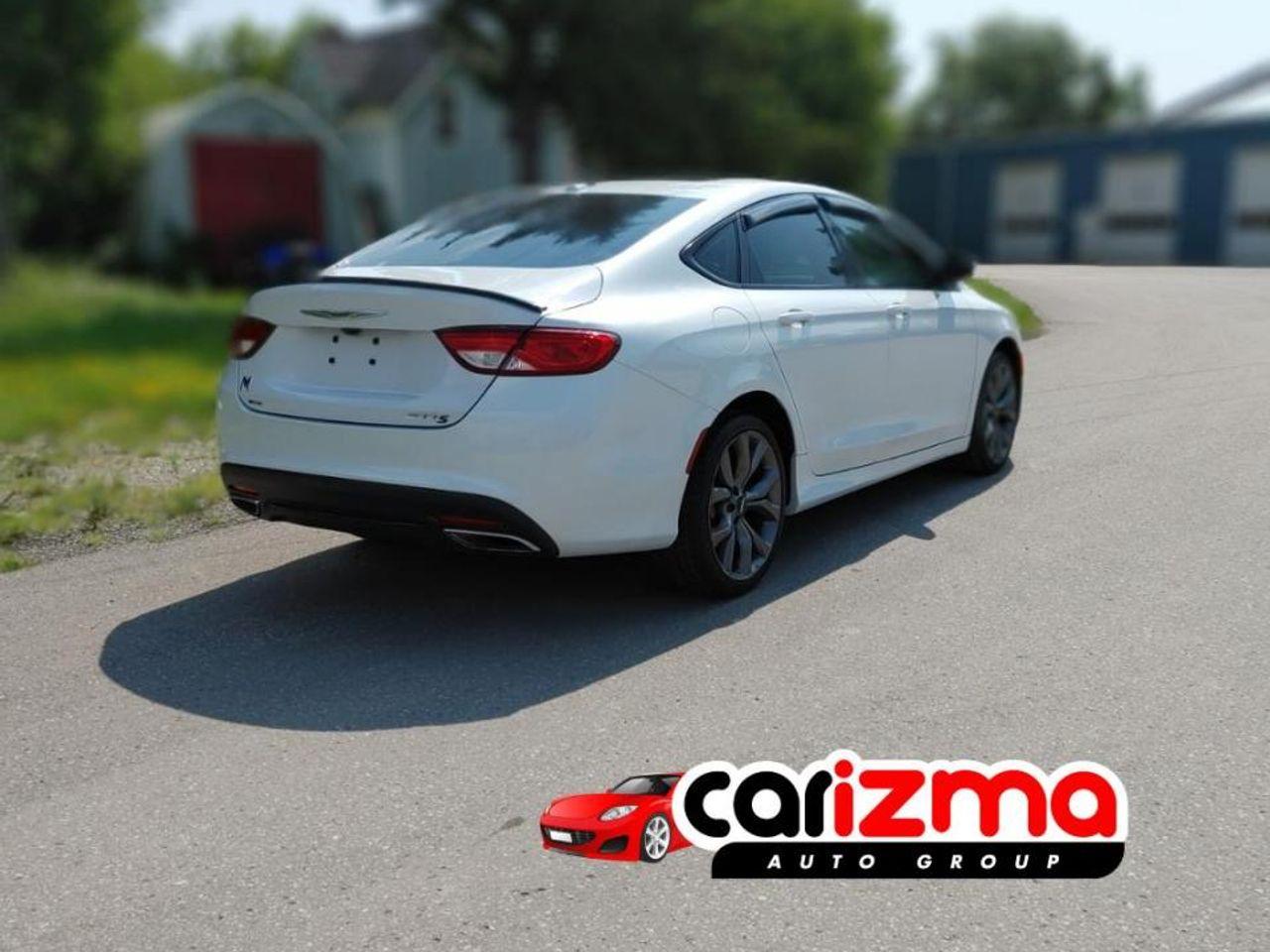 2015 Chrysler 200 S-2