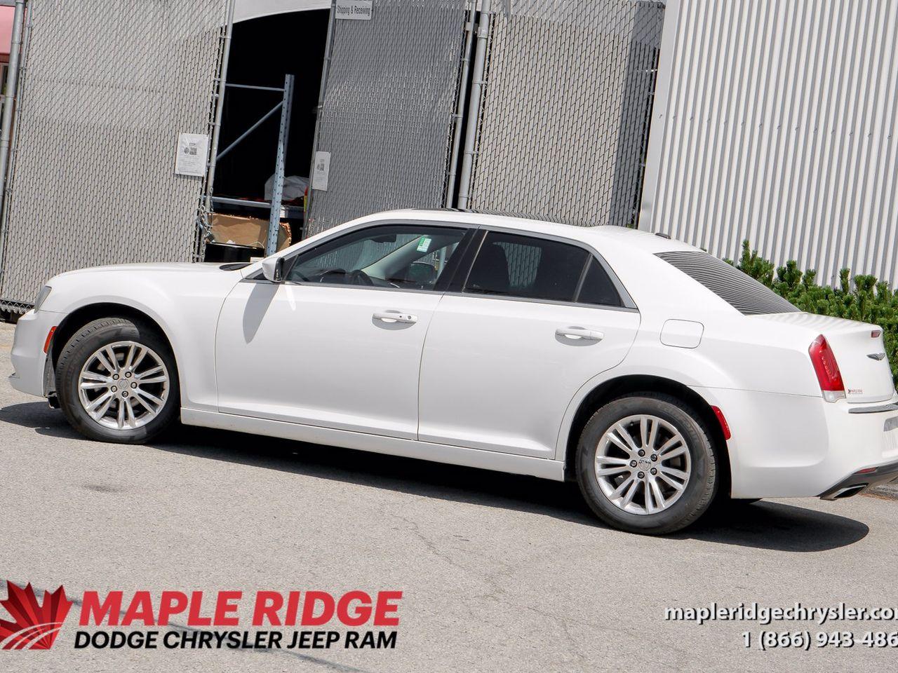 2015 Chrysler 300 Limited-2